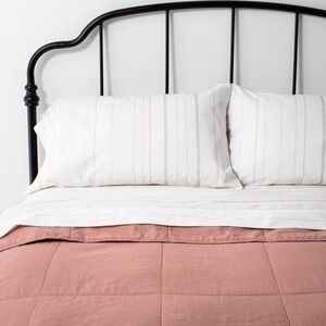 Hearth & Hand with Magnolia Bed Blanket Coverlet Pink Cotton Blend